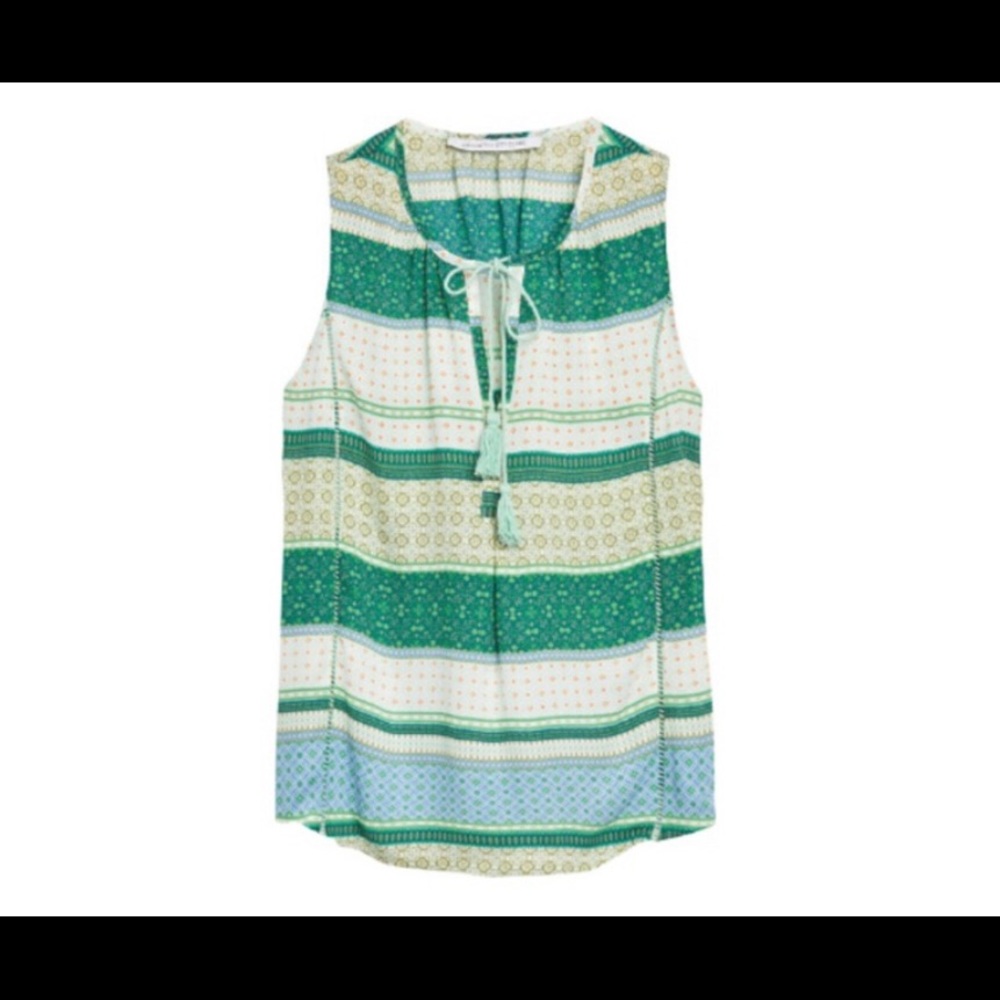 Tasseled tunic top